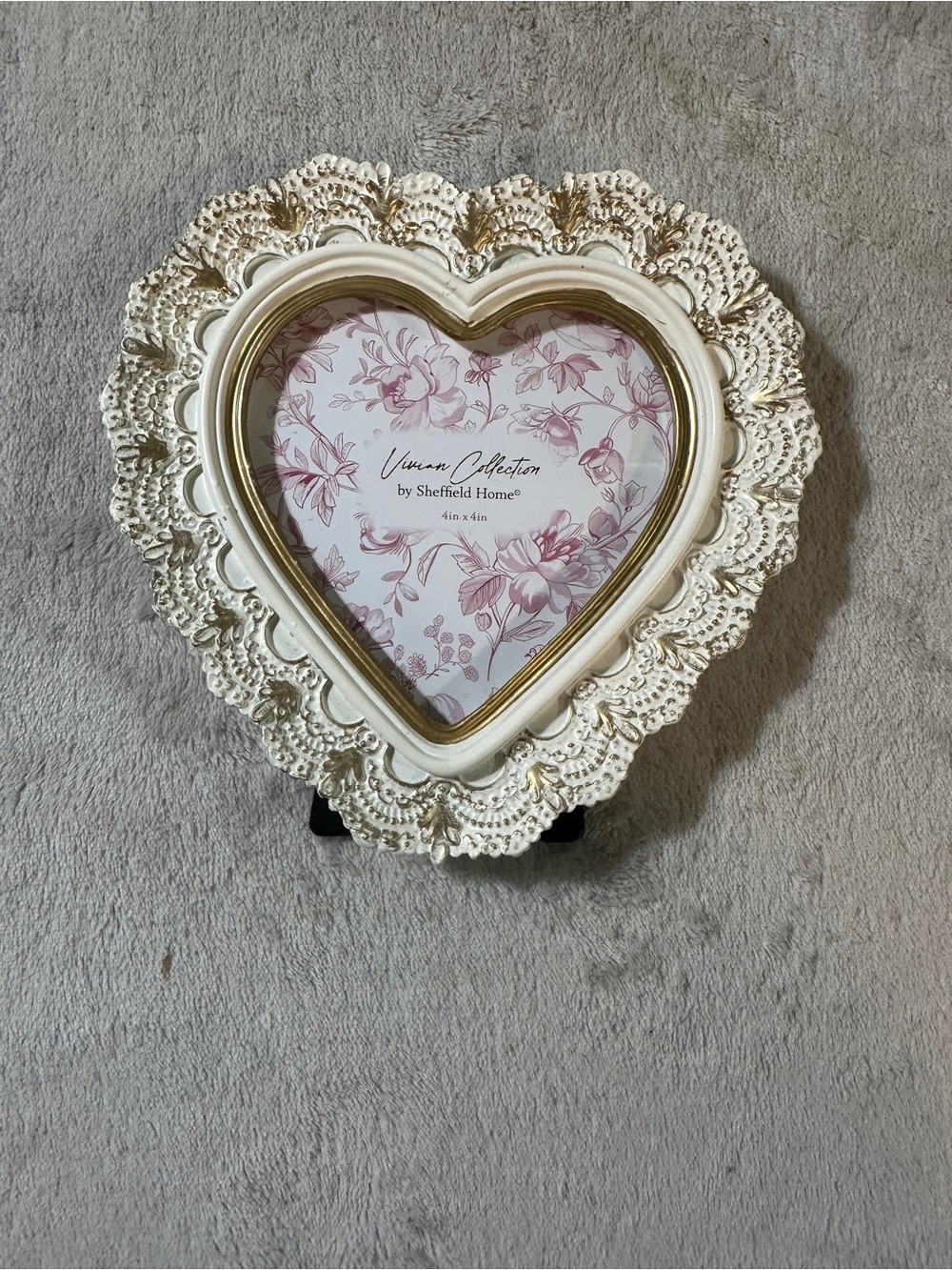 Sheffield Home Ivory & Gold Ornate Heart Photo Frame